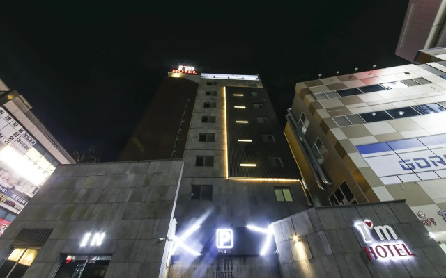 Imhotel