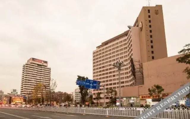 Wote Hotel Kunming Railway Station