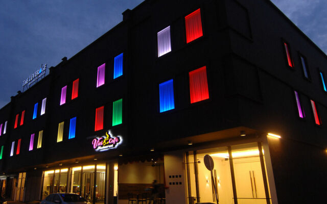 The Leverage Business Hotel Mergong