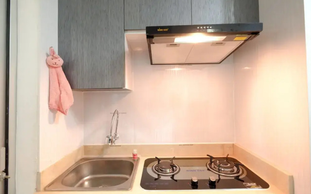 New Furnished Bassura City Apartment