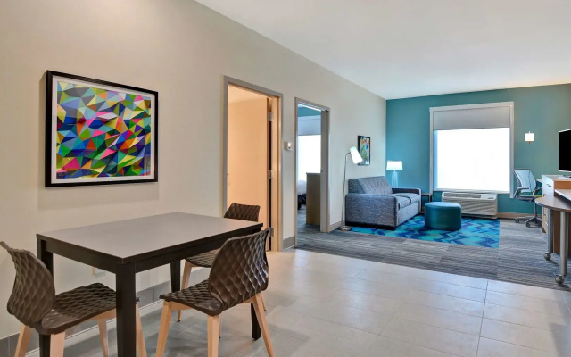 Home2 Suites by Hilton Savannah Midtown, GA