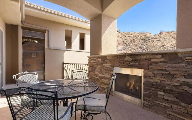 Utahs Beauty w/ Desert & Mtn Views