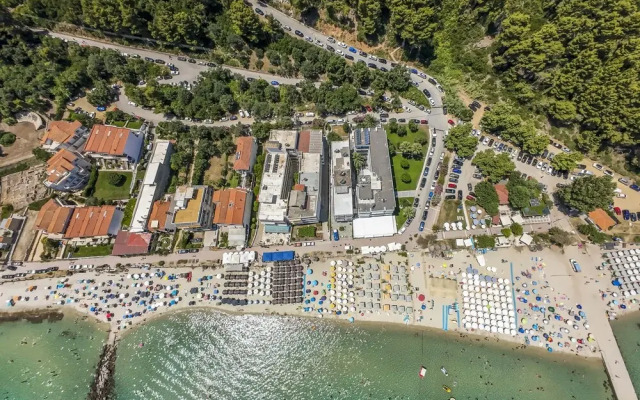 Poseidon Edge No6 by Rentalspro - Kallithea