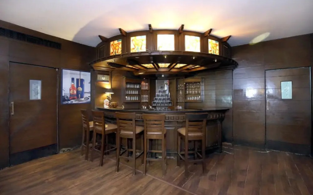OYO 9985 Hotel Sekhon Grand