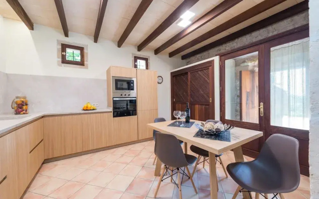 Sa Font in Petra With 3 Bedrooms and 2 Bathrooms