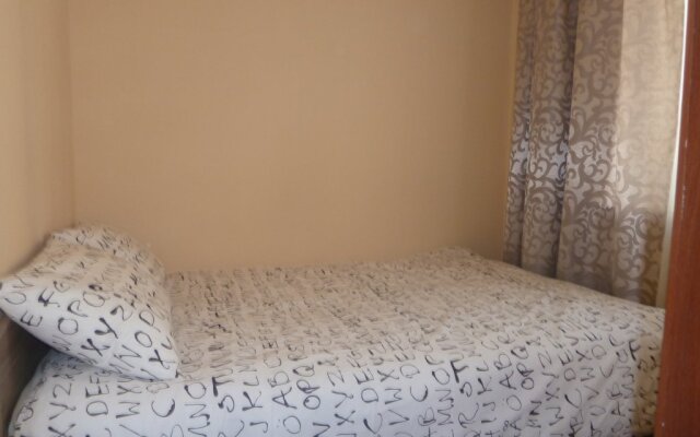 Gostiny Dvor na Nikolaevskoy