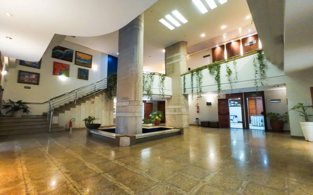 Golden Tulip Goiania Address