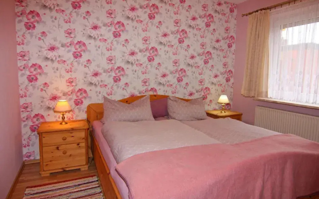 Apartment in Bsum With Garden