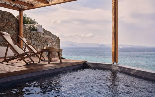Naxea Villas II