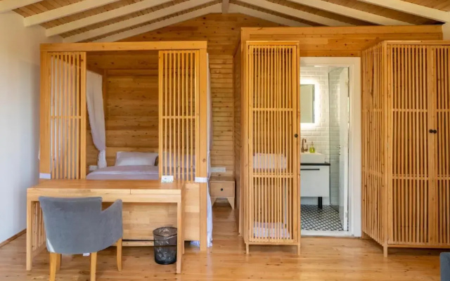 Apa Mountain Lodge