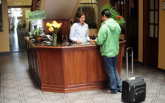 Hotel Martinez