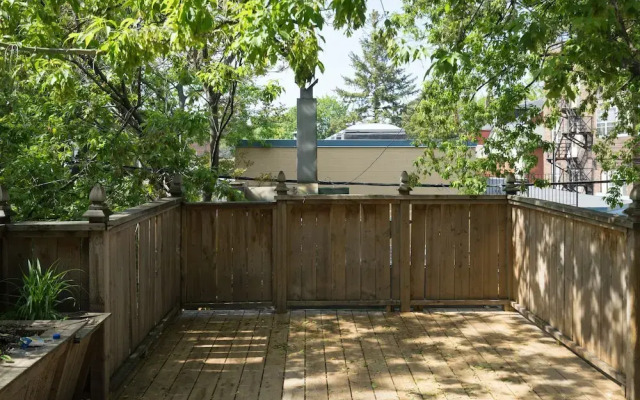 Applewood Suites - West Queen West Loft