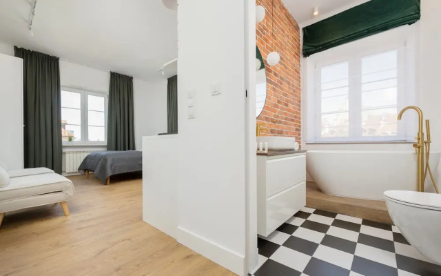 Studio in the Old City by Renters