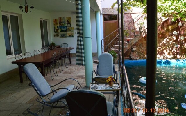 Gohar`s Guest House