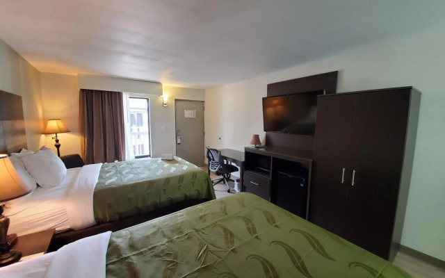 Motel 6 Grove City, OH