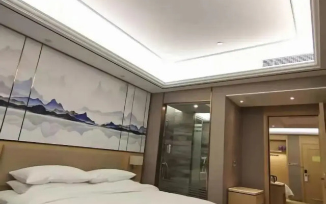 Vienna Hotel (Yizhou Sankeshu)