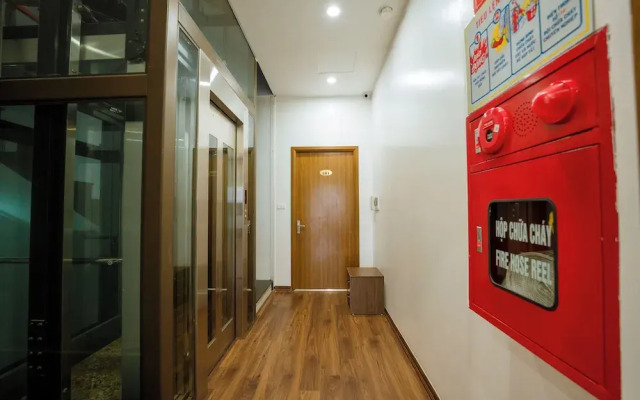 Azoma Hotel
