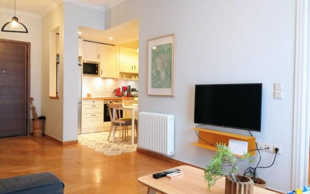 Stylish Apartment in Acropolis