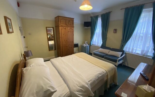 Pickwicks Guest House