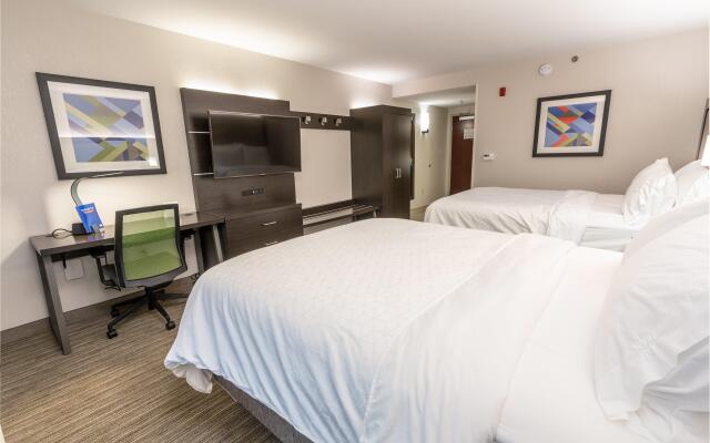 Holiday Inn Express Hotel & Suites Tupelo, an IHG Hotel