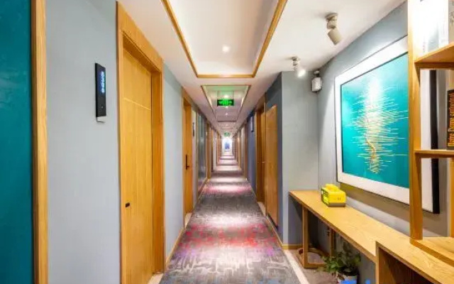 Shiguang Hanshe Hotel (Yiwu Railway Station Airport Branch)