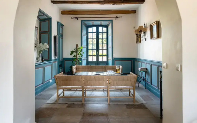 Château les Crostes