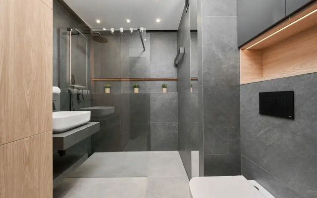 Moonlight Apartment by Renters