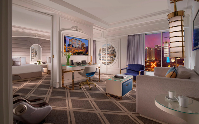 The Parisian Macao