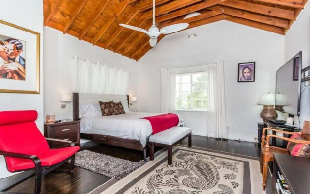 Villa A Diamond in South Beach