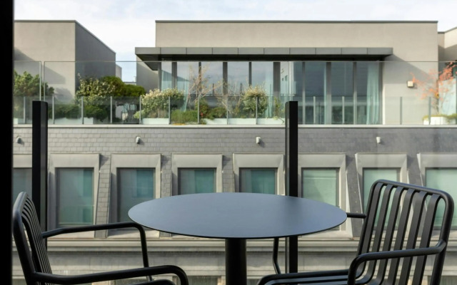 Moxy Brussels City Center