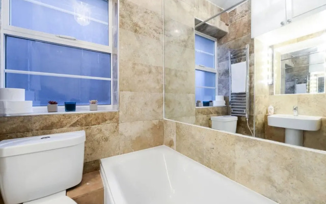 Leicester Square 1 bedroom apartment
