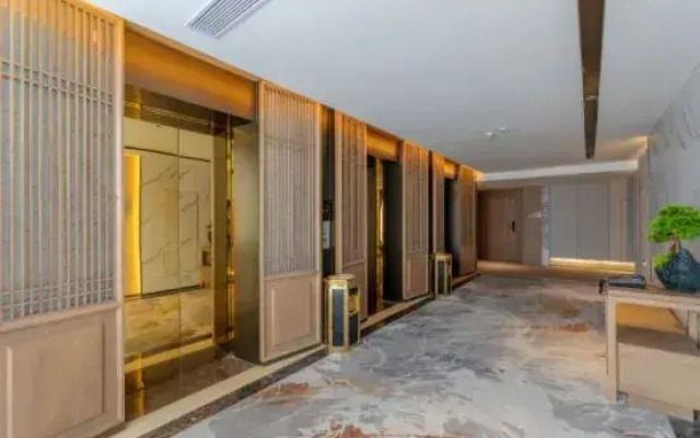 Huacheng Hotel