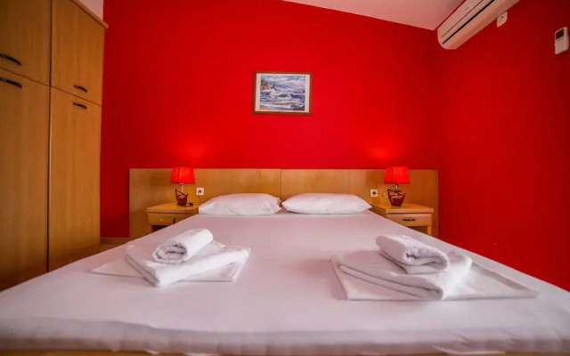 Apartments Ana