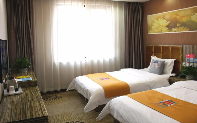 Pai Hotel (Beijing Happy Valley Dayangfang Road)