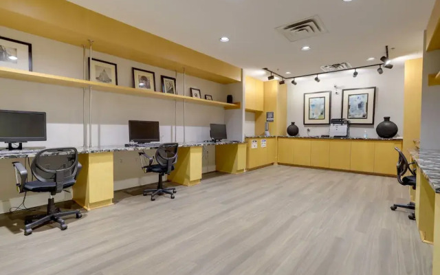 Fantastic Condo Ballston with gym