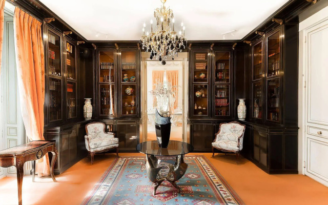 Chateau de Rochecotte