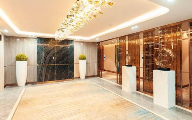 Up Fashion Hotel (Zhongshan North Station)