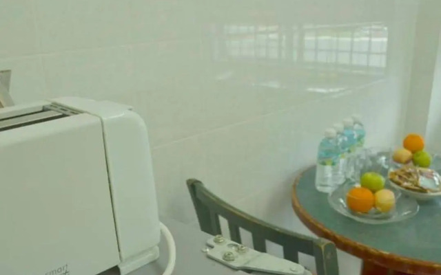 Seaview Apartment