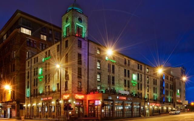 hotelImage