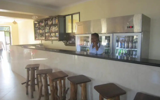 FQ Hotel Limited