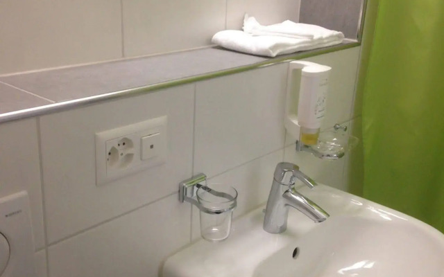 Budget Motel Self Check-in