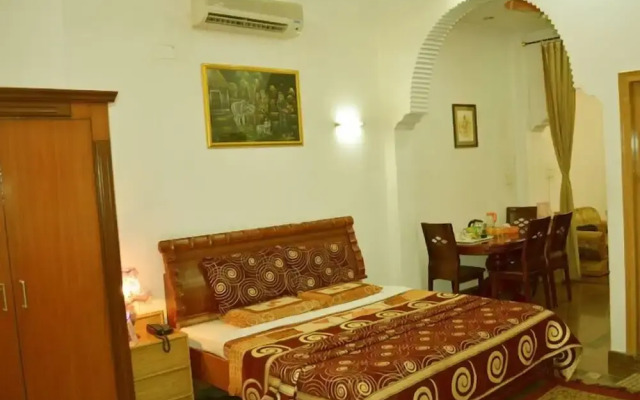 Hotel Vinayak