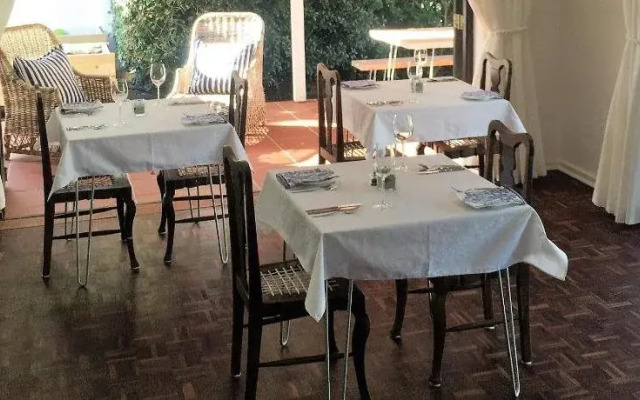 Long Story Guest House