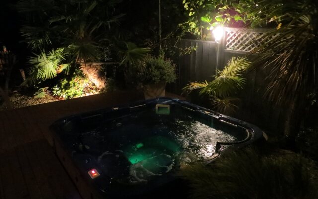 Cotswold Cottage Bed and Breakfast