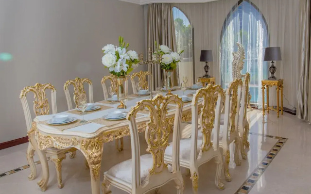 Bravoway Villa A29 in Palm Jumeirah