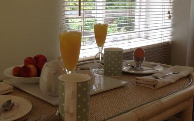 Overglen Court Bed & Breakfast