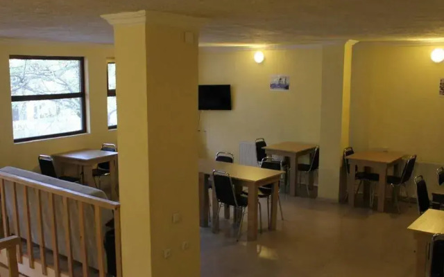 Hotel Lim