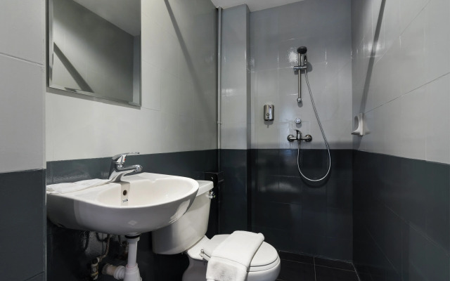 Check-Inn at Little India