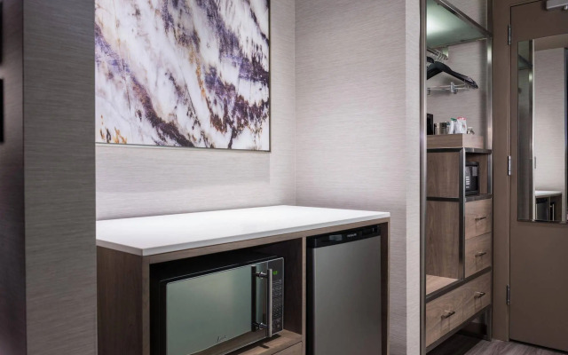 AC Hotel by Marriott Boston North