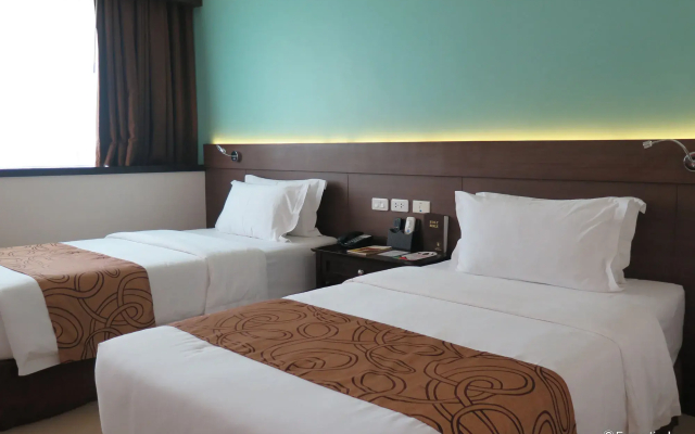 Kew Hotel